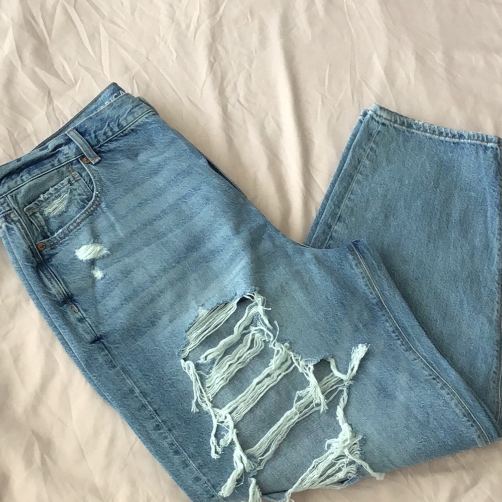 American Eagle Outfitters Blue High Rise Distressed Jeans - Picture 6 of 6